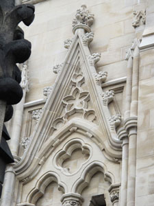 EXAMPLE OF SOME OF THE CARVING CREATED BY STUDENTS OF THE CATHEDRAL TRAINING PROGRAM, THE DARK STONE IN THE FOREGROUND DATES FROM THE ORIGINAL CONSTRUCTION