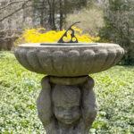 06588CherubSundial8121SF